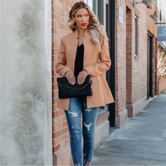 NWOT Vici Bonjour Pocketed Coat in Camel - Picture 1 of 6